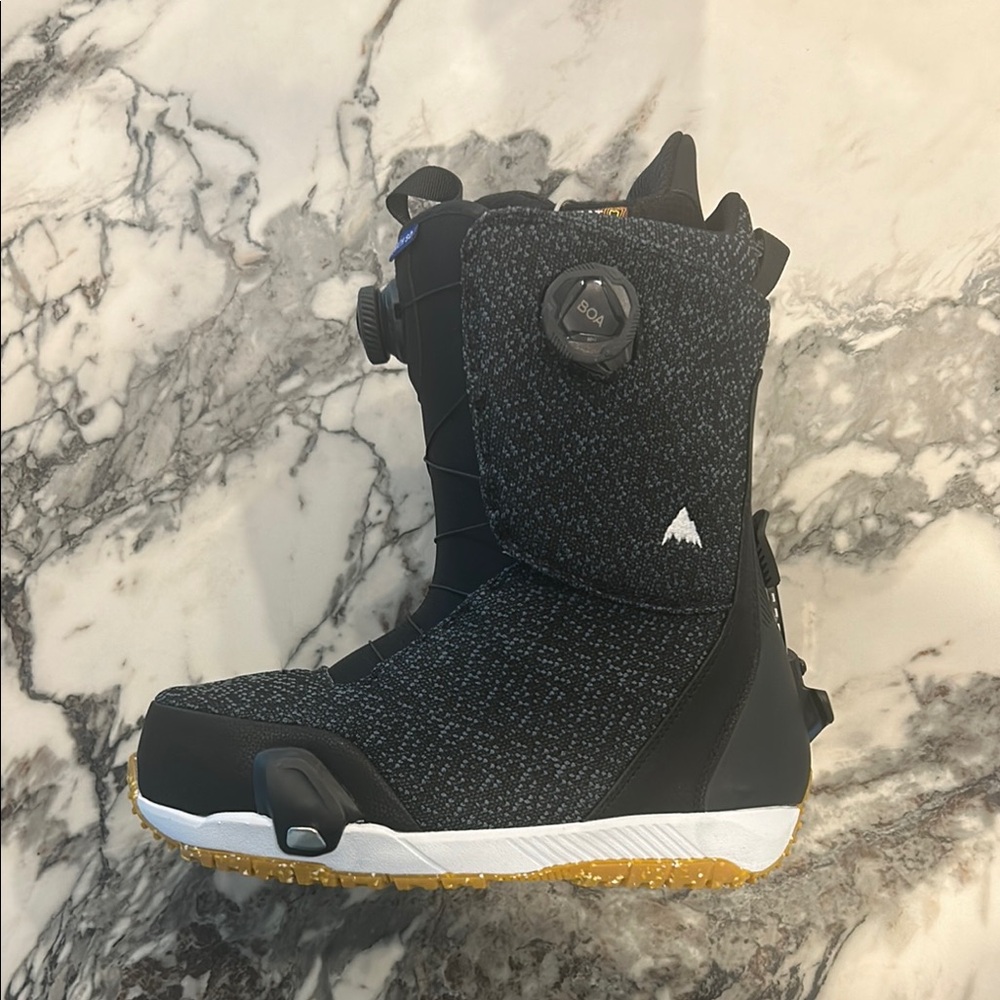 Burton step on swath boots